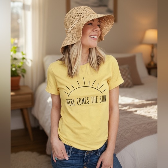 NEW•1X•Here Comes The Sun Super Soft Top - Picture 3 of 11